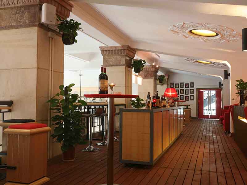 德陽咖啡店裝修成法式風(fēng)格，應(yīng)該怎么做